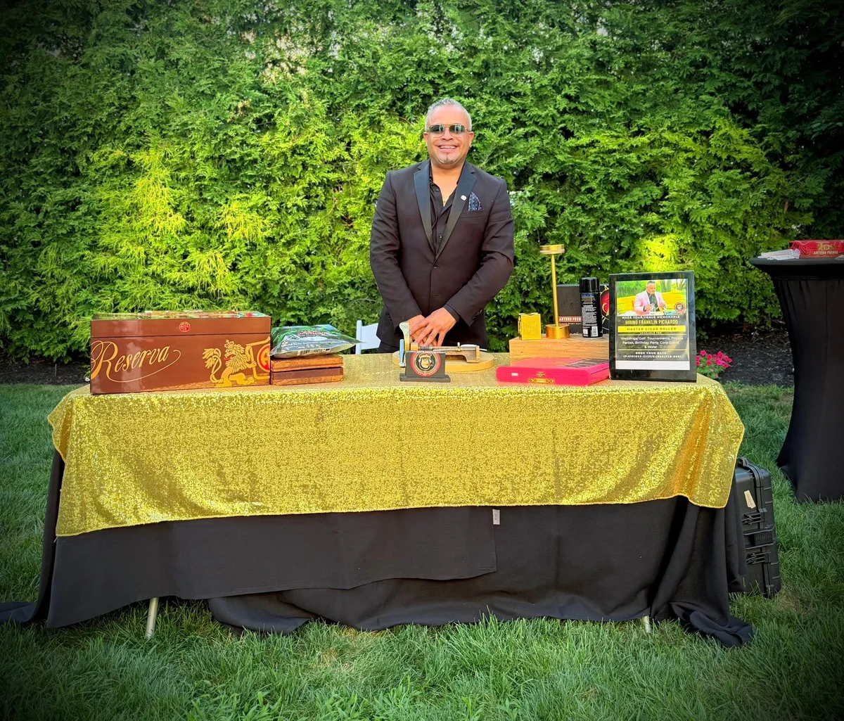 Franklin at his table, at his nephew’s wedding